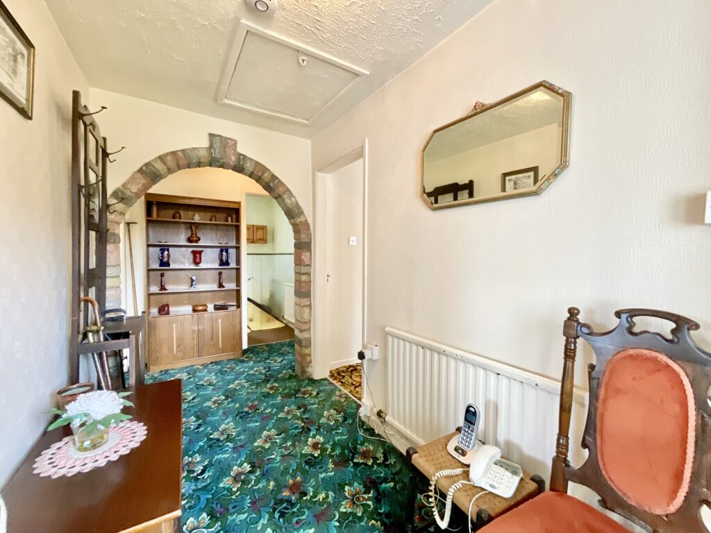 Wrenbury Road, Aston, CW5