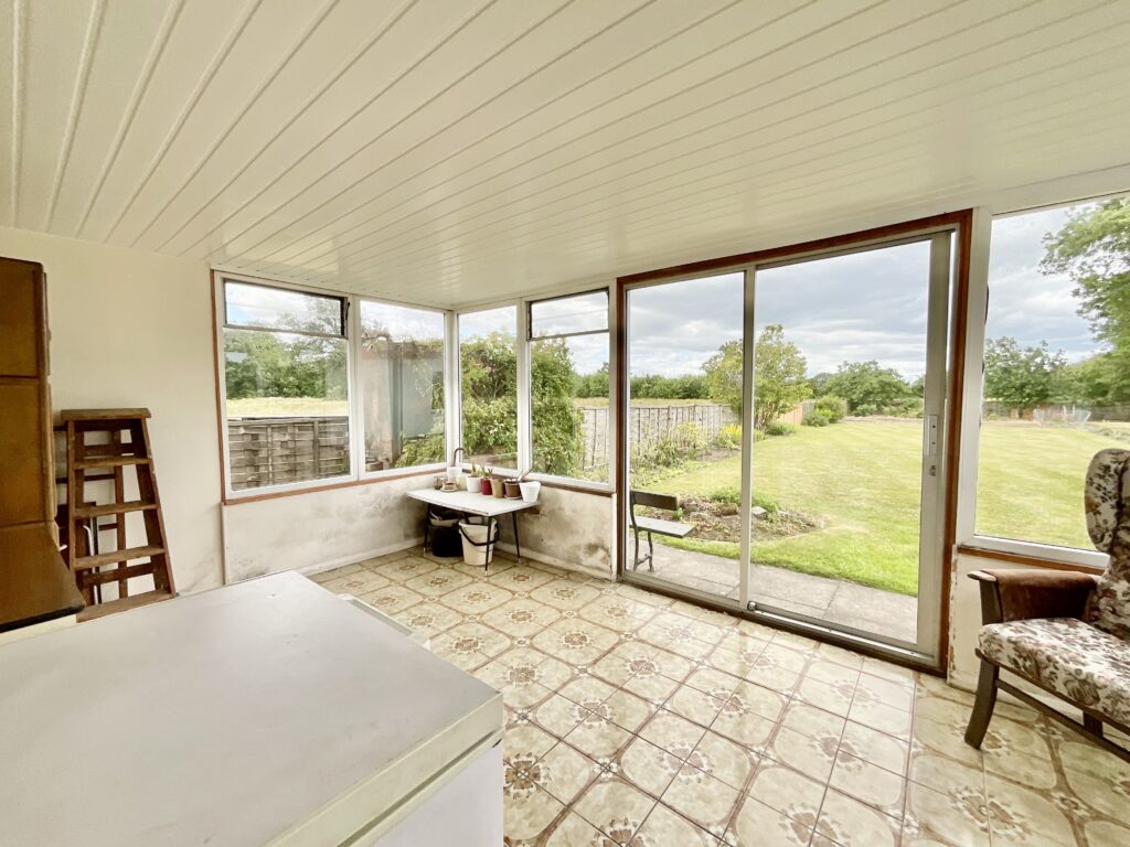 Wrenbury Road, Aston, CW5