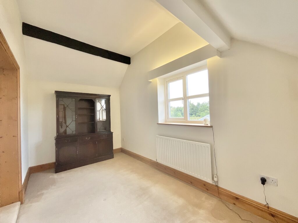 Whites Lane, Weston, CW2