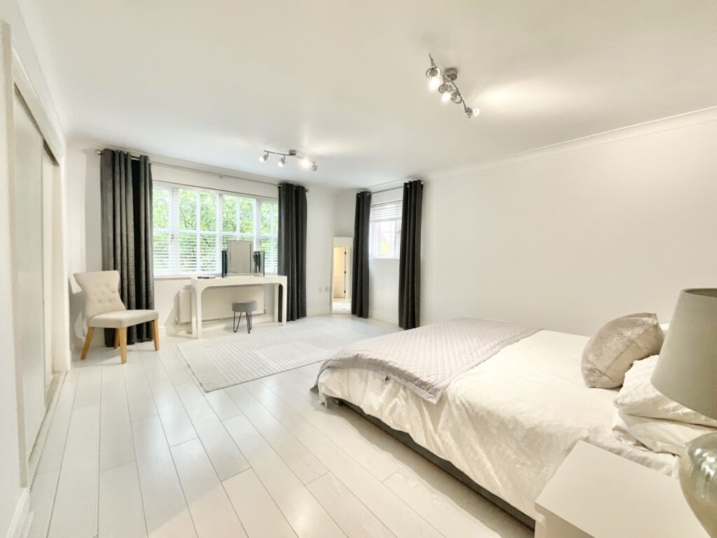 Richmond Close, Weston, CW2