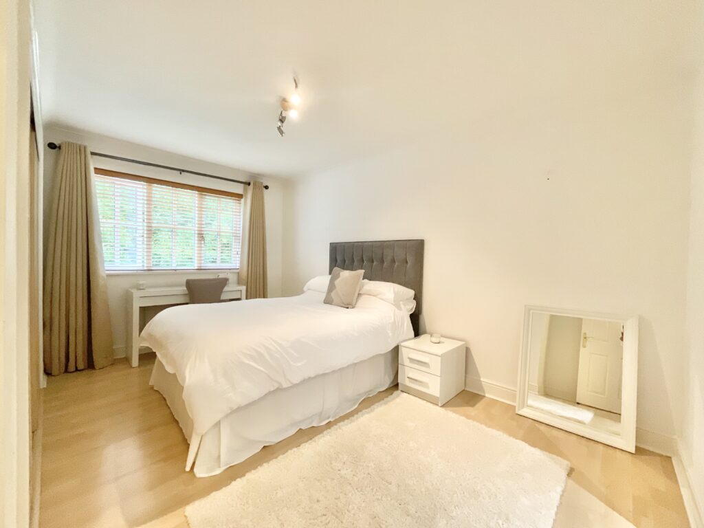 Richmond Close, Weston, CW2