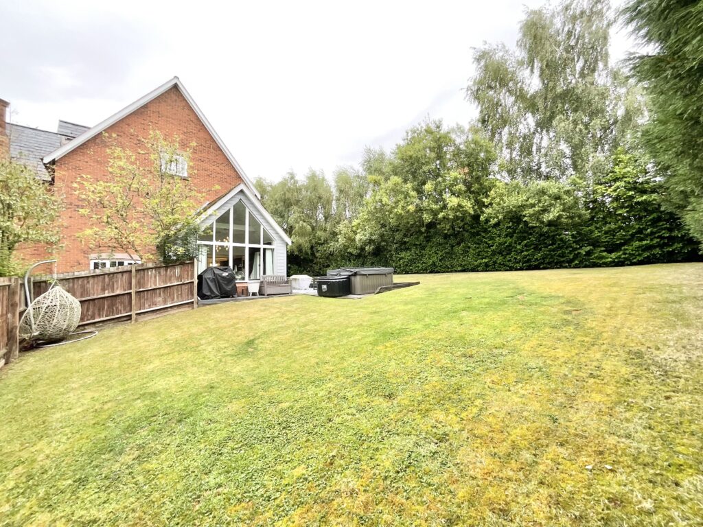 Richmond Close, Weston, CW2