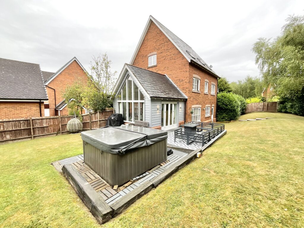 Richmond Close, Weston, CW2