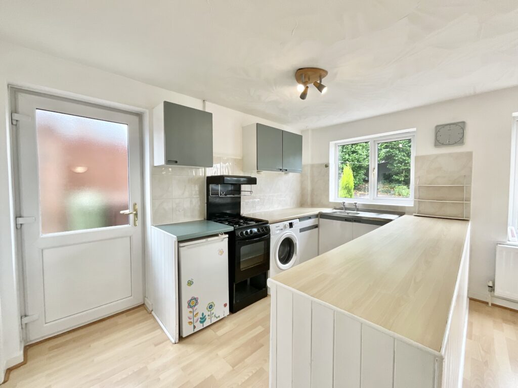 Tudor Hollow, Fulford, ST11