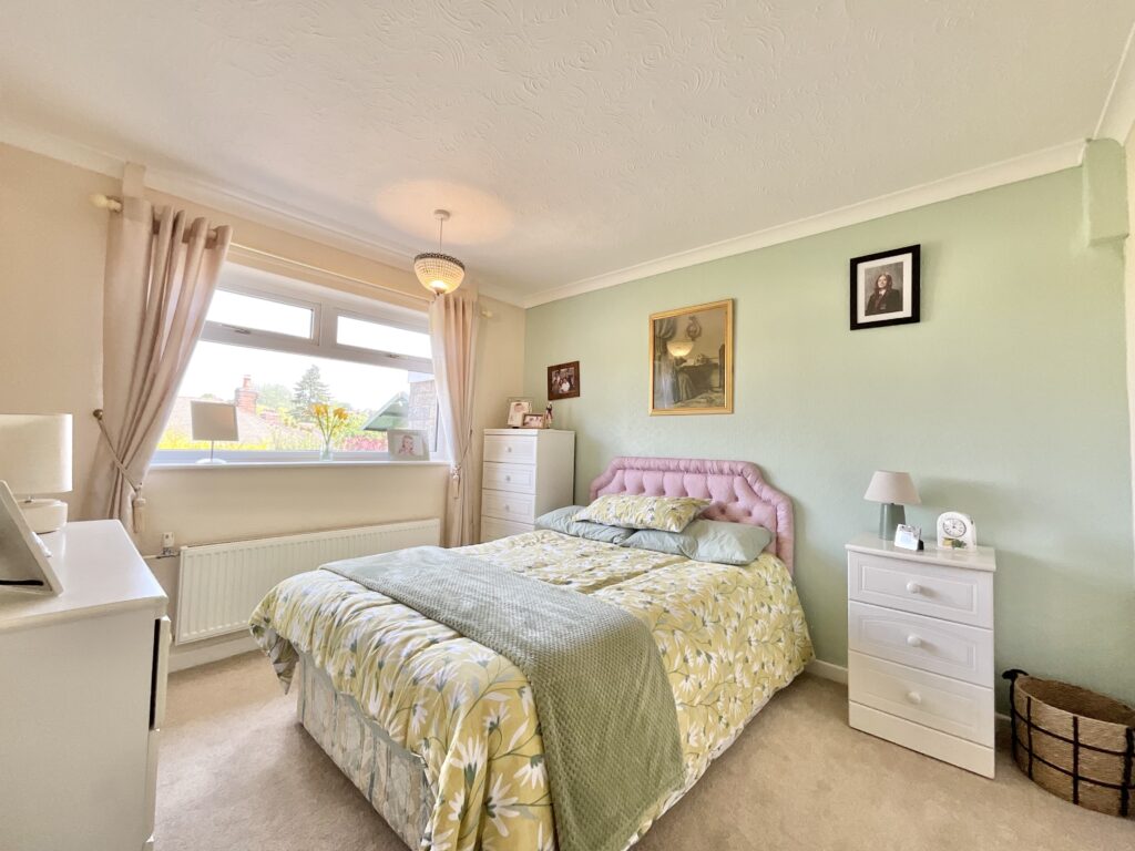 Meadow Way, Tean, ST10