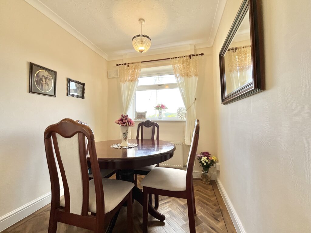 Meadow Way, Tean, ST10