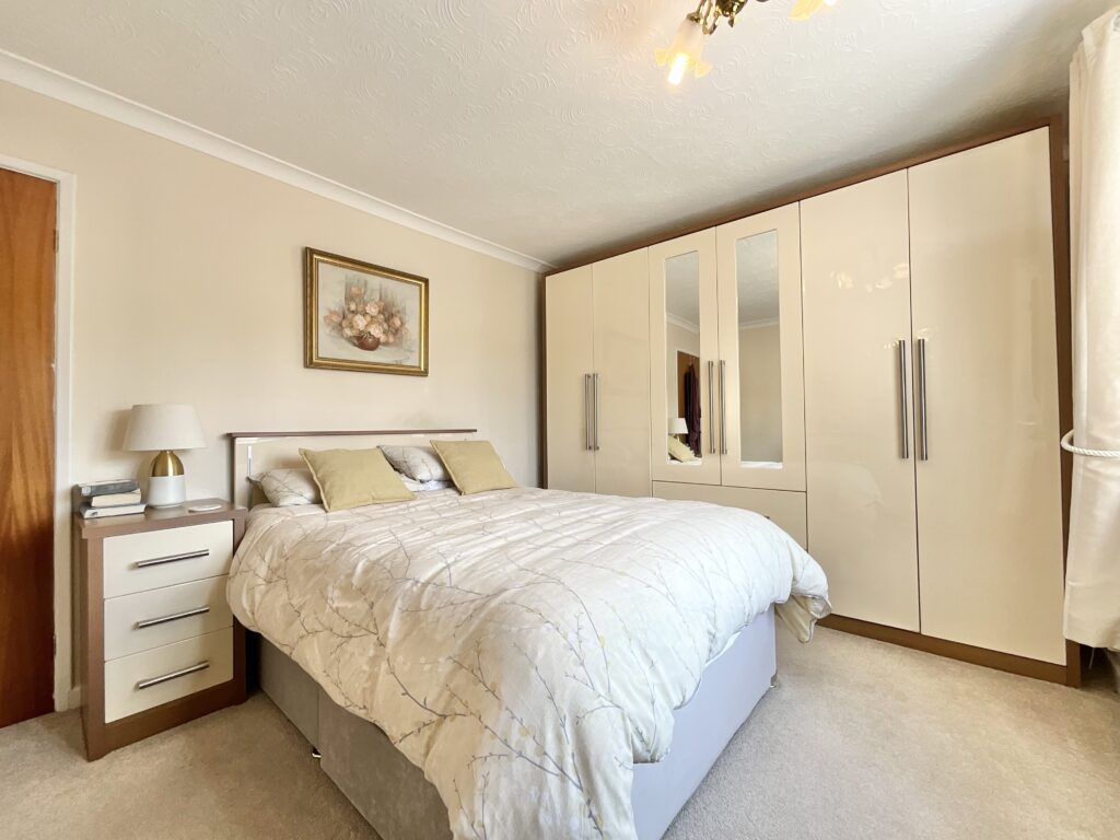 Meadow Way, Tean, ST10