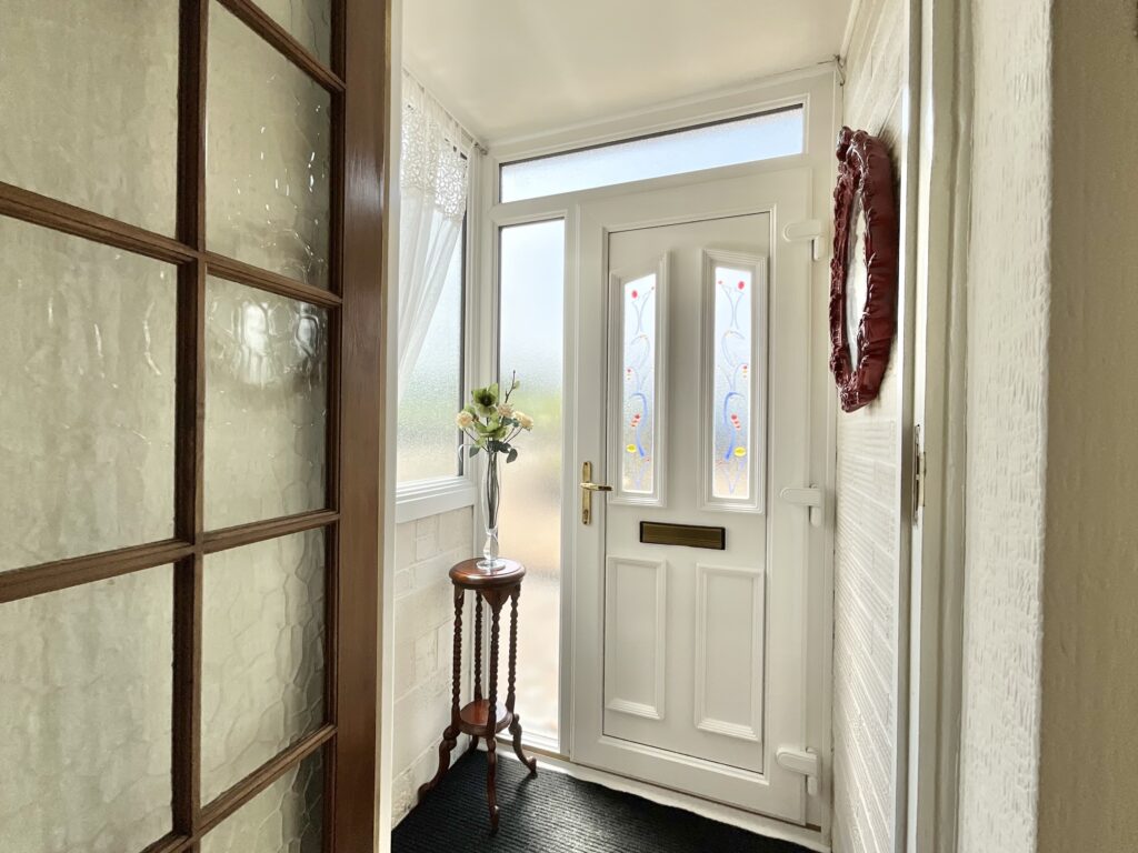 Meadow Way, Tean, ST10