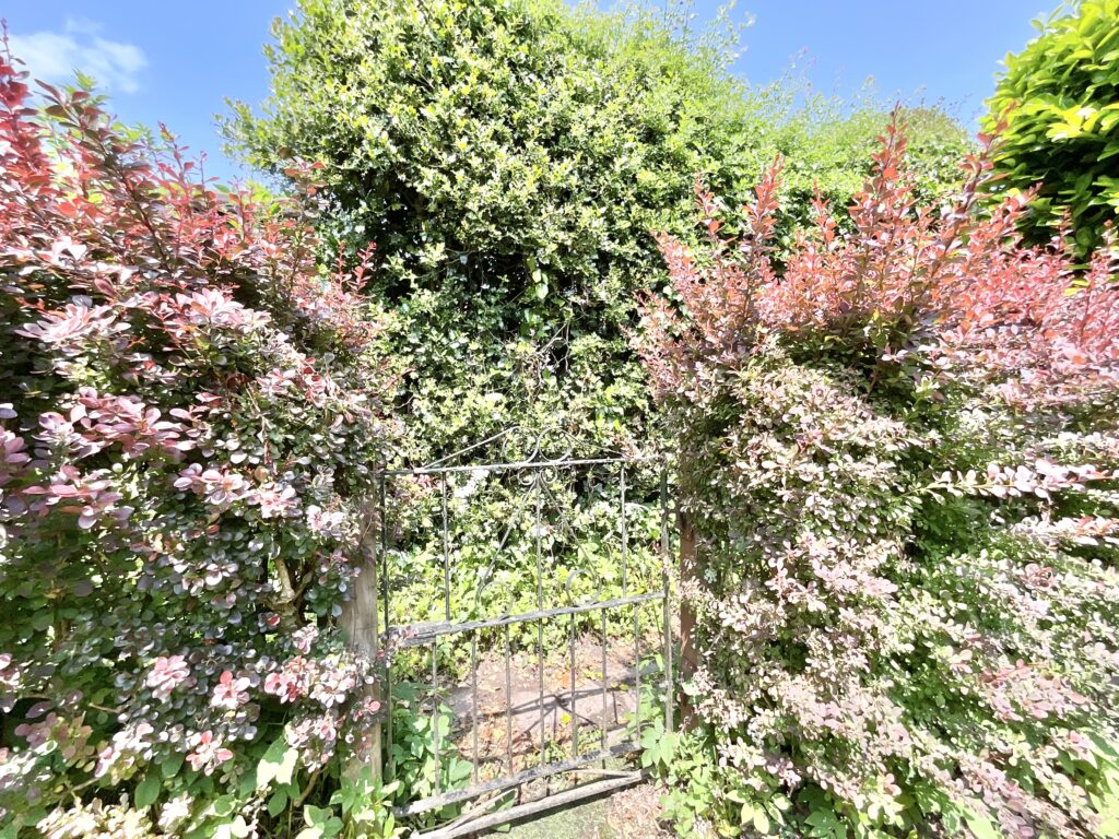 Meadow Way, Tean, ST10
