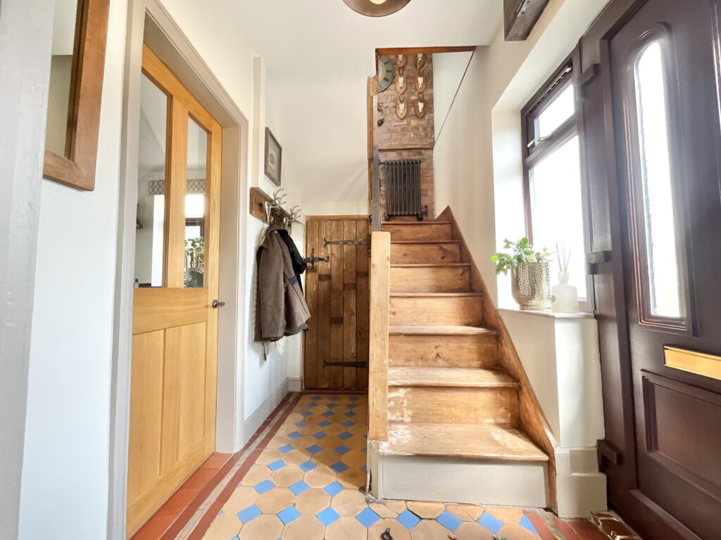 Oakamoor Road, Cheadle, ST10