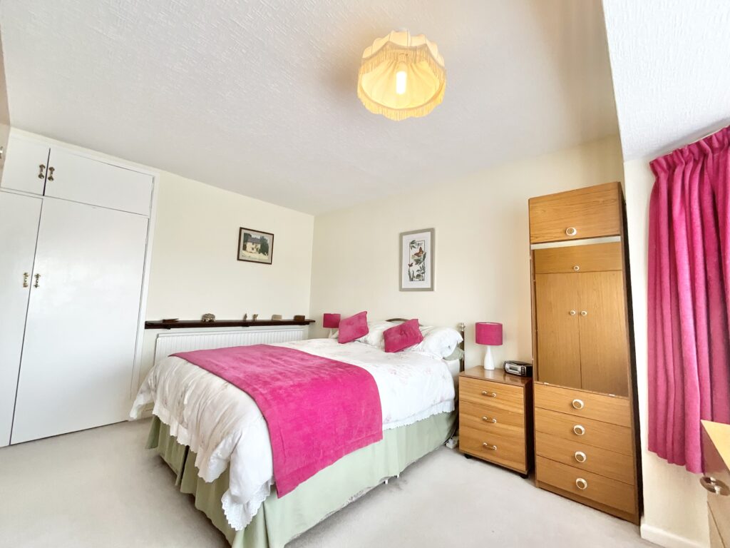 Stratford Close, Forsbrook, ST11
