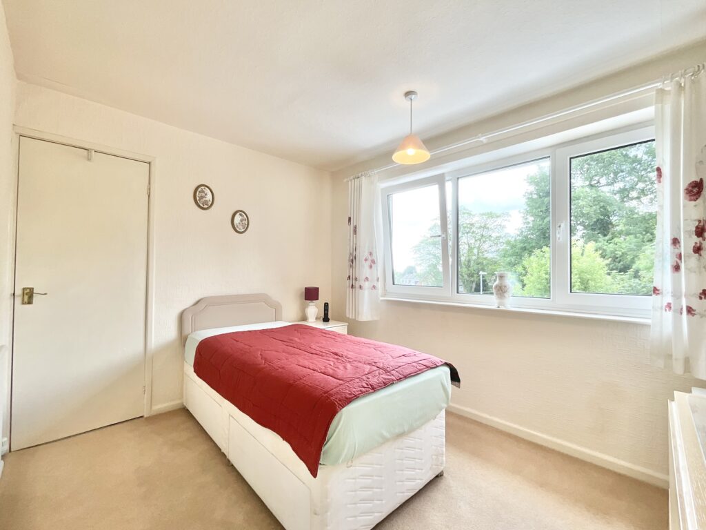 Stratford Close, Forsbrook, ST11
