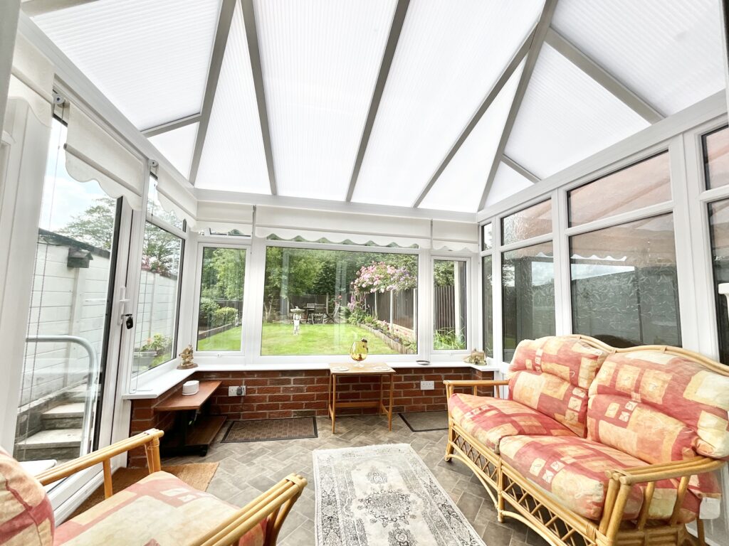 Stratford Close, Forsbrook, ST11
