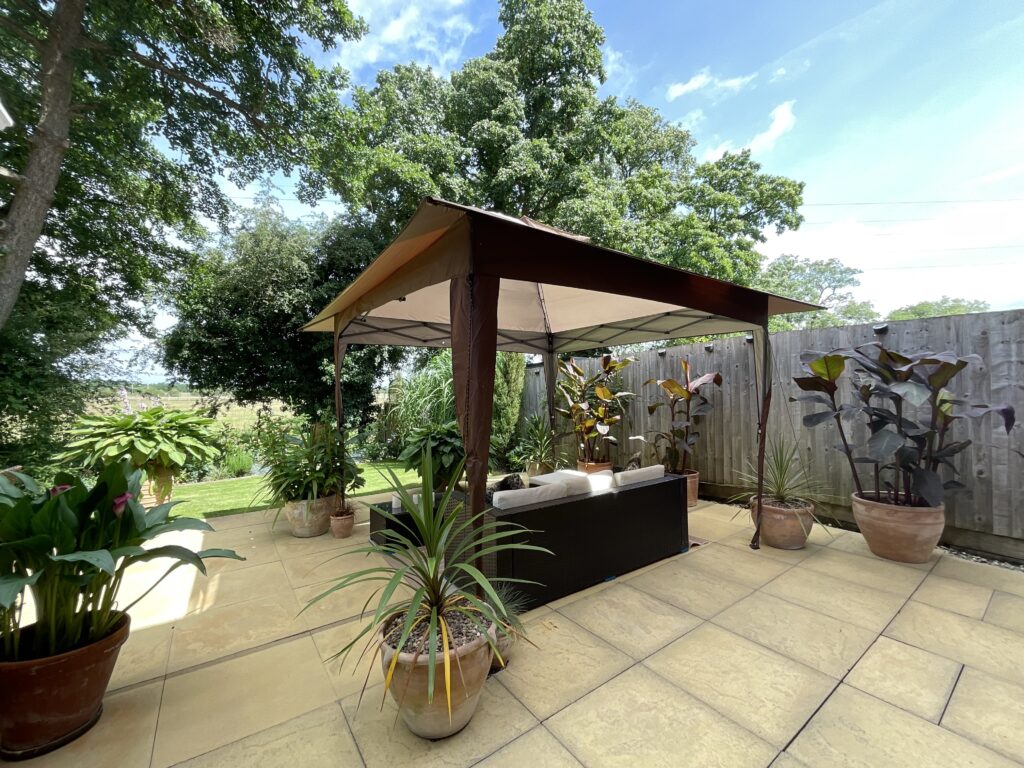 Green Close, Great Haywood, ST18