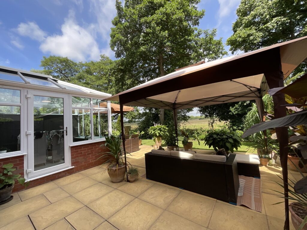 Green Close, Great Haywood, ST18