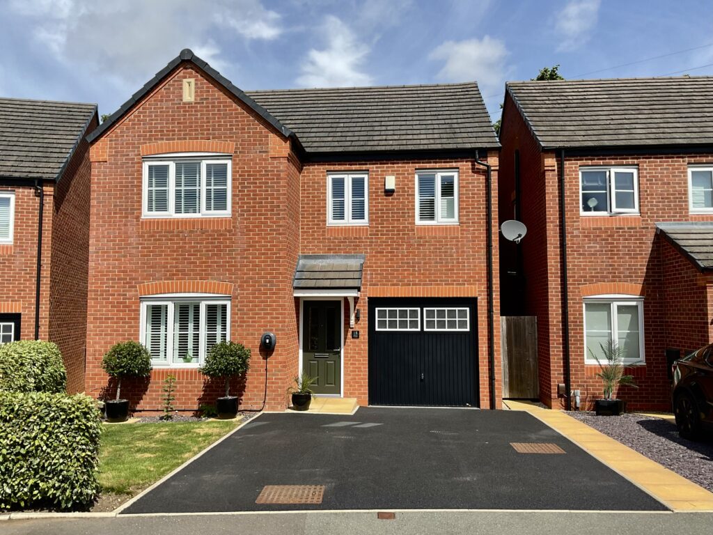 Green Close, Great Haywood, ST18