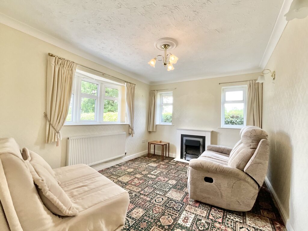 Moss Lane, Cheadle, ST10