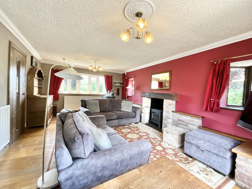 Moss Lane, Cheadle, ST10