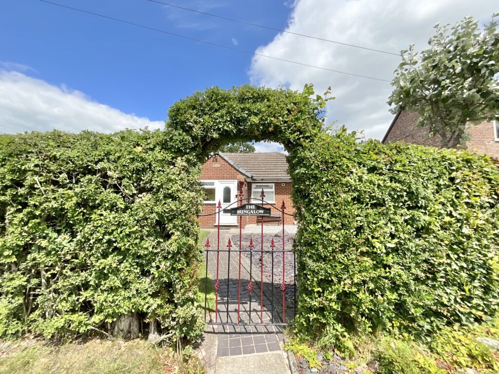 Moss Lane, Cheadle, ST10