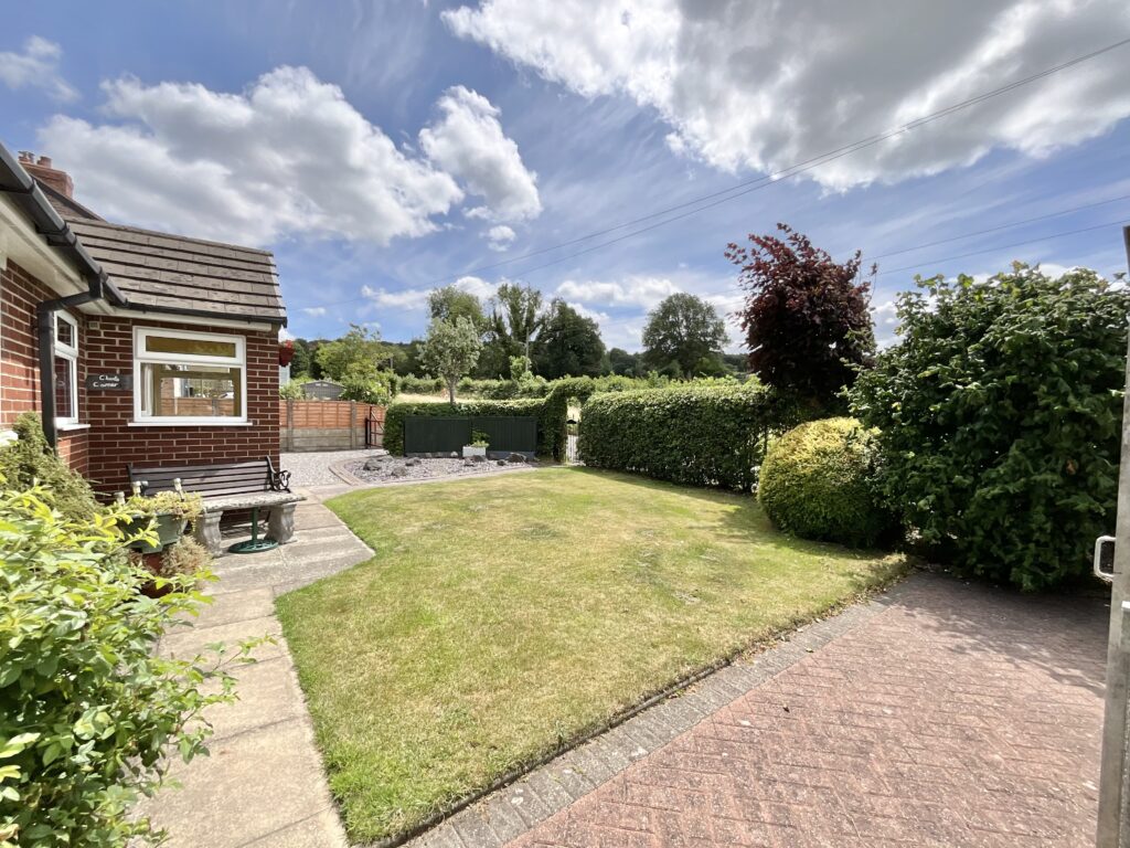 Moss Lane, Cheadle, ST10