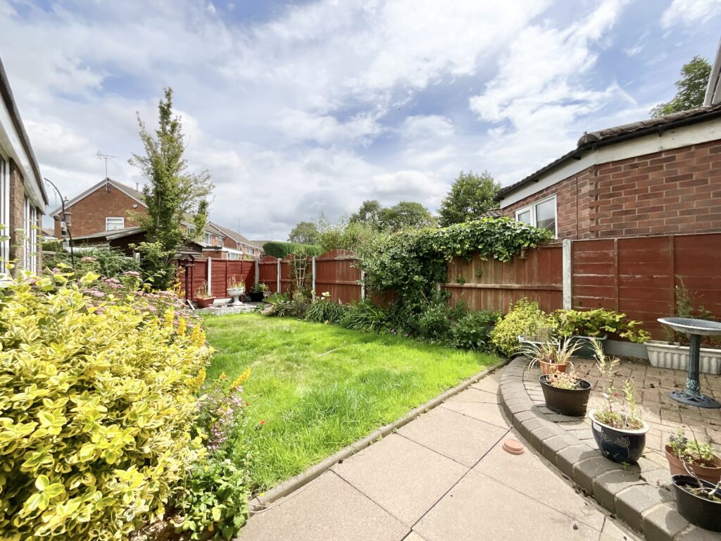 Poplar Close, Blythe Bridge, ST11
