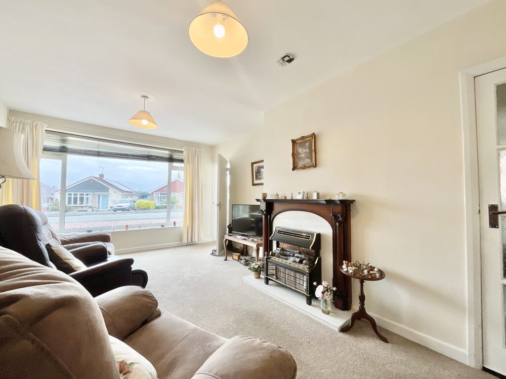 Meadow Way, Stone, ST15