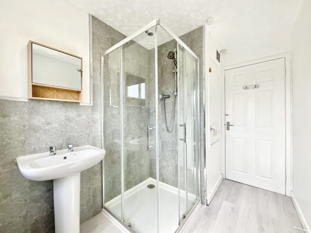 Tudor Hollow, Fulford, ST11