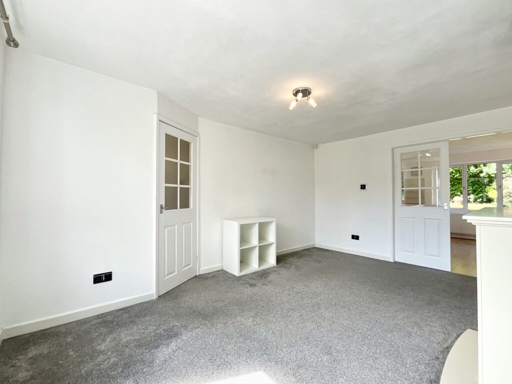 Tudor Hollow, Fulford, ST11