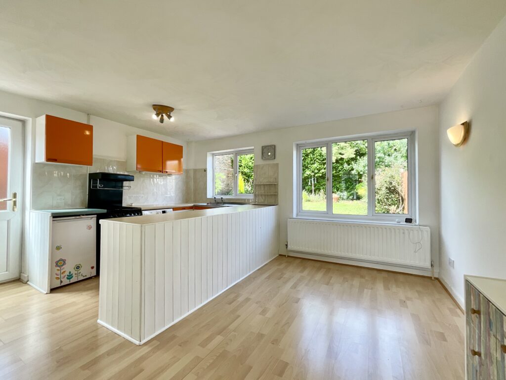 Tudor Hollow, Fulford, ST11