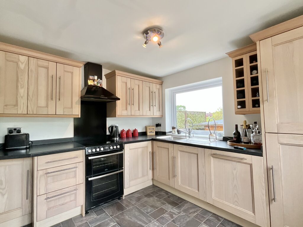Hawfinch Road, Cheadle, ST10