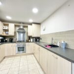 Beacon Rise, Stone, ST15