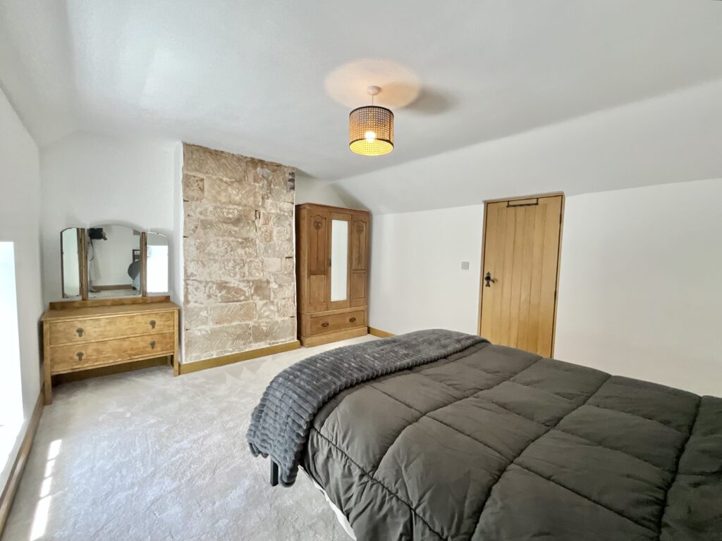 Hollington, Main Road, ST10