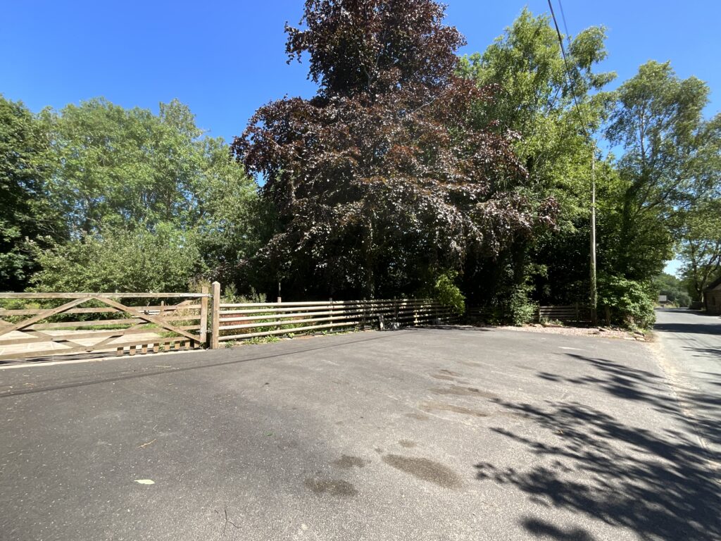 Hollington, Main Road, ST10