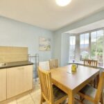 Beacon Rise, Stone, ST15