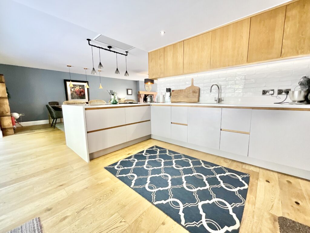 Lightwood Road, Stoke-On-Trent, ST3
