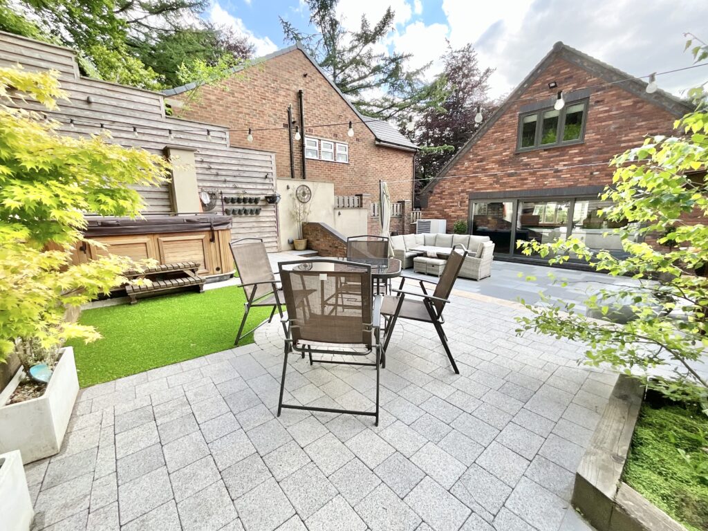 Lightwood Road, Stoke-On-Trent, ST3