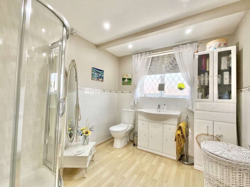 Ash Tree Hill, Cheadle, ST10