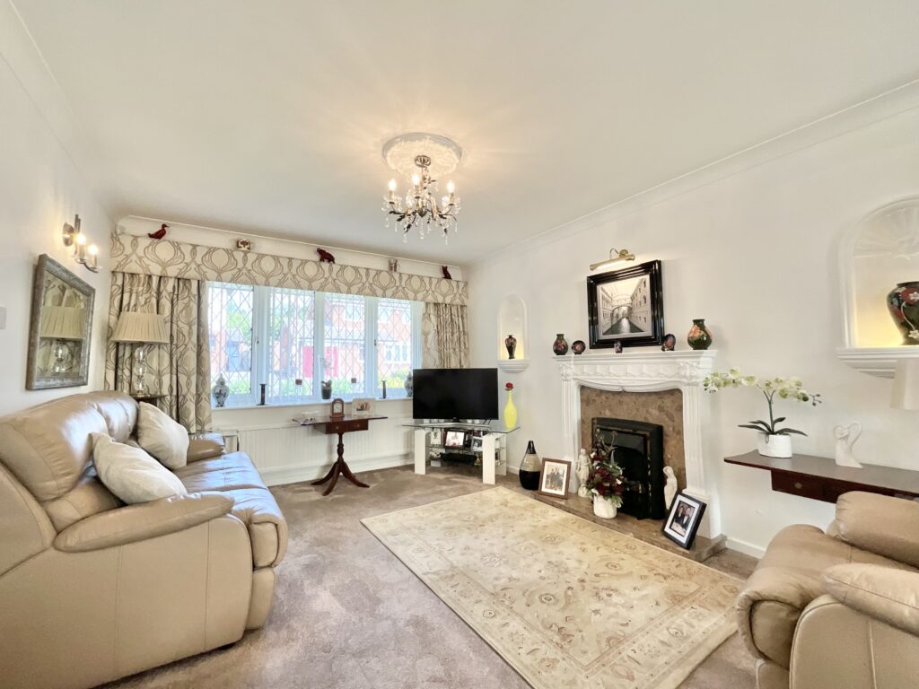 Ash Tree Hill, Cheadle, ST10