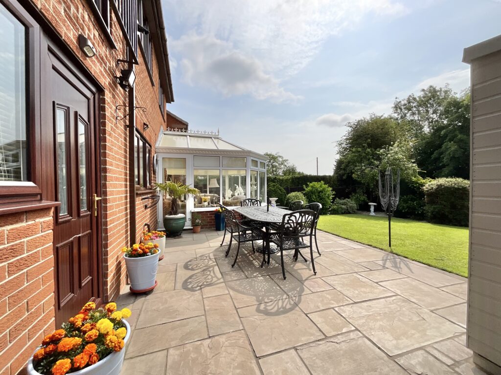 Ash Tree Hill, Cheadle, ST10