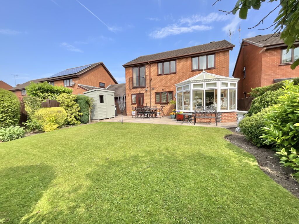 Ash Tree Hill, Cheadle, ST10