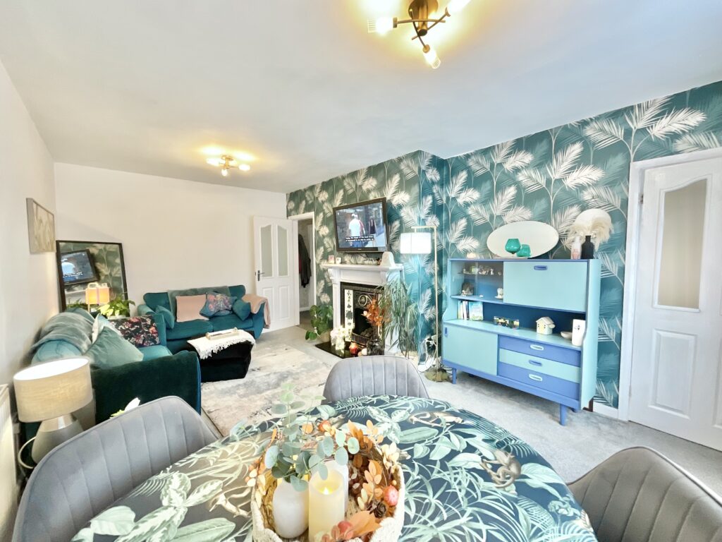 Lea Road, Stone, ST15