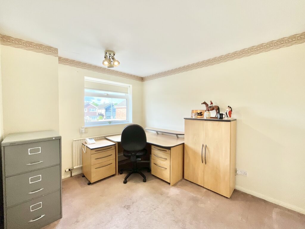 Friars Avenue, Stone, ST15