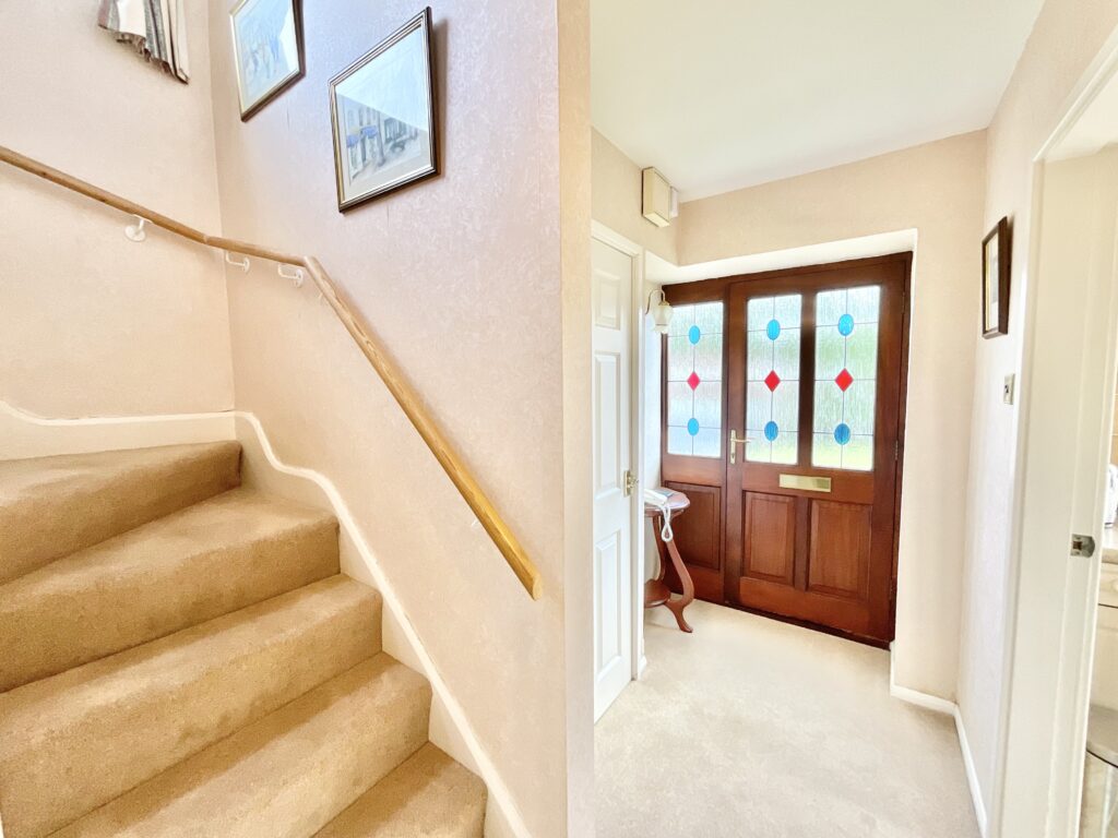 Friars Avenue, Stone, ST15