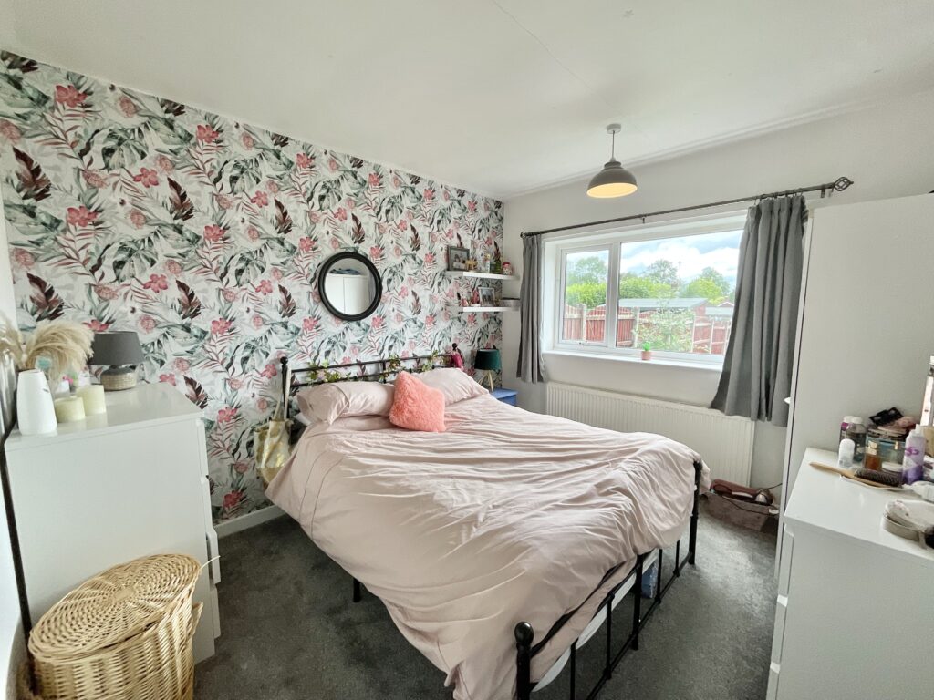 Lea Road, Stone, ST15