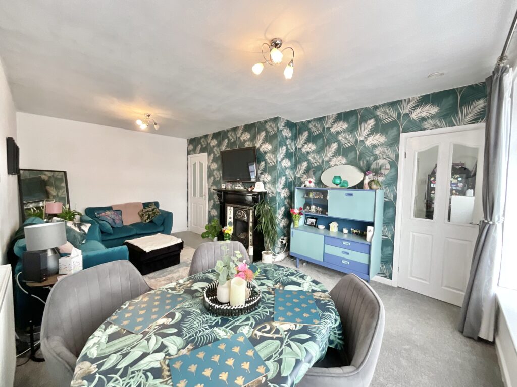 Lea Road, Stone, ST15