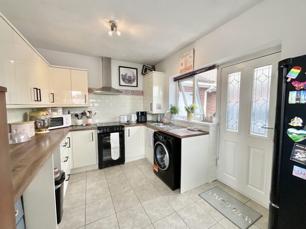 Lea Road, Stone, ST15
