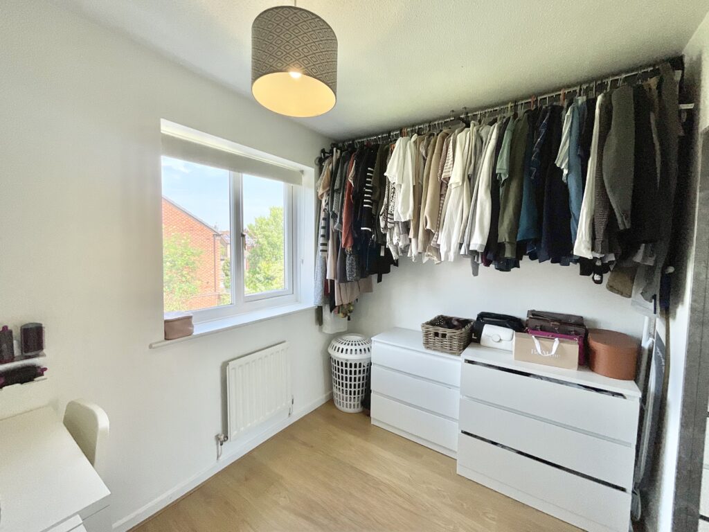 Caernarvon Avenue, Stone, ST15