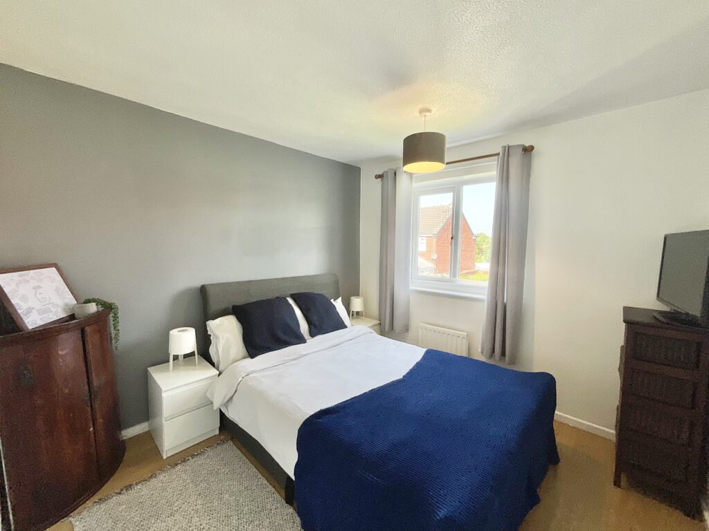 Caernarvon Avenue, Stone, ST15