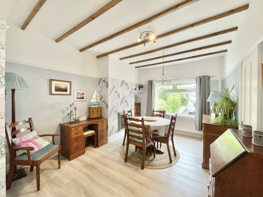 Uttoxeter Road, Stone, ST15