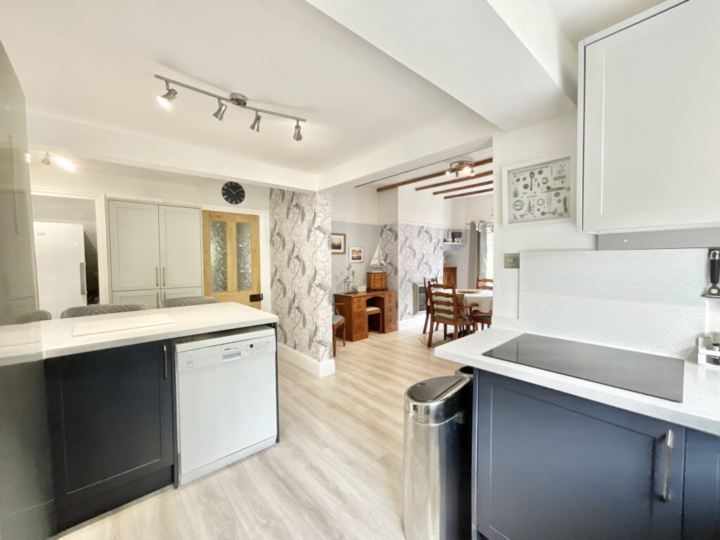 Uttoxeter Road, Stone, ST15